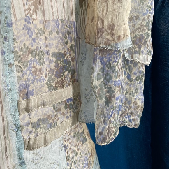 Lovely Trinity Lacy Blouse, L - Picture 3 of 5